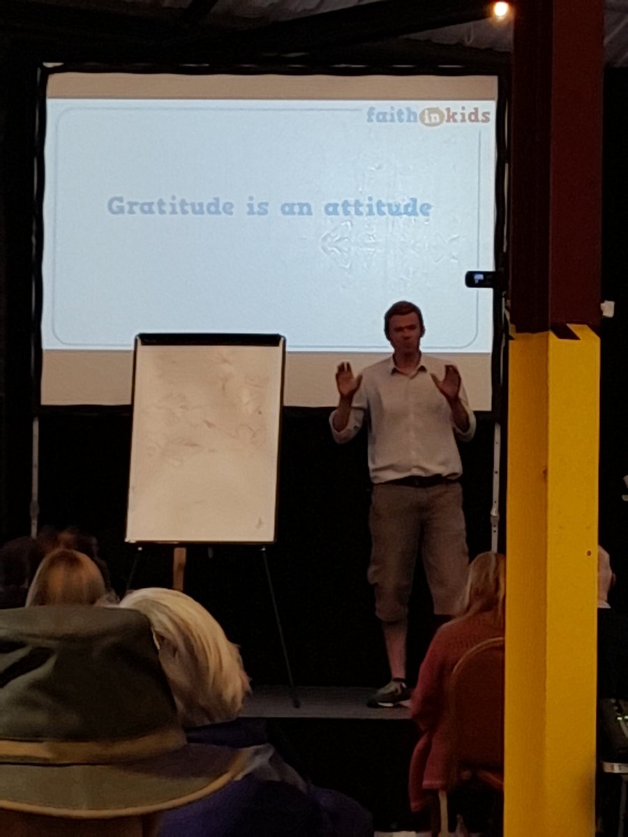TimDiaper's tweet photo. Masterclass from @faithinkids Ed Drew this morning. And some impressive flipchart artwork too! #KesConv22 https://t.co/yvzkYfM0t8