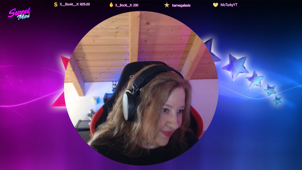 Einfach_Annie's tweet photo. Neue Cam gestern erfolgreich eingeweiht ❤

#newcam #twitch #stream #TwitchDE #streamerlife #lovemycommunity #selfie https://t.co/wFm8gGh6up
