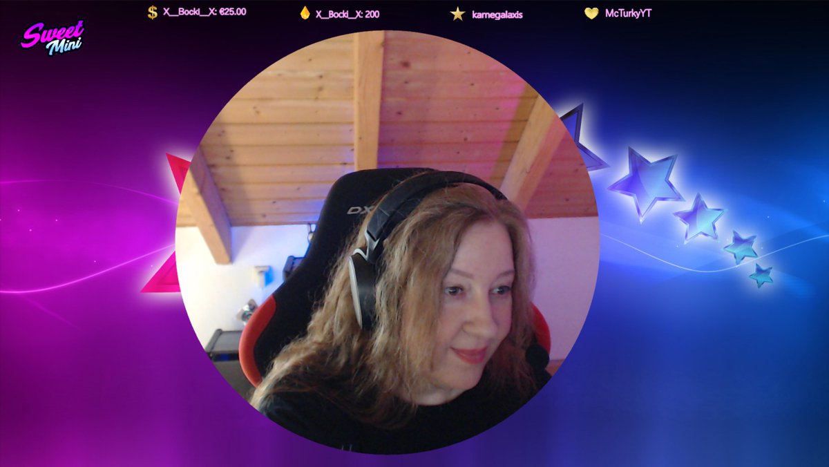 Einfach_Annie's tweet photo. Neue Cam gestern erfolgreich eingeweiht ❤

#newcam #twitch #stream #TwitchDE #streamerlife #lovemycommunity #selfie https://t.co/wFm8gGh6up
