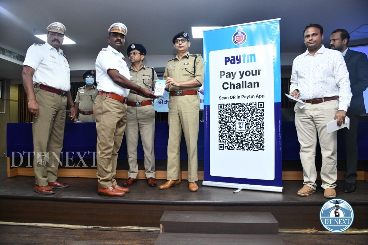 dt_next's tweet photo. The Chennai police has added another facility for paying fine using PayTM QR code, based on request for better payment system by defaulters. It was launched by city police commissioner Shankar Jiwal. 

@ChennaiTraffic #chennaitrafficpolice #Paytm #trafficdefaulters #paytmqrcode https://t.co/ouSfC6DLoz