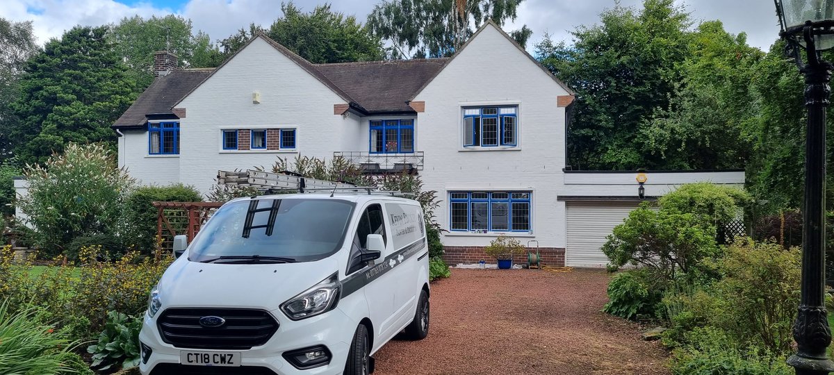 Back to a job I done exactly 10yrs ago and still looks fresh,
Back to paint a few new double glazed units to match in