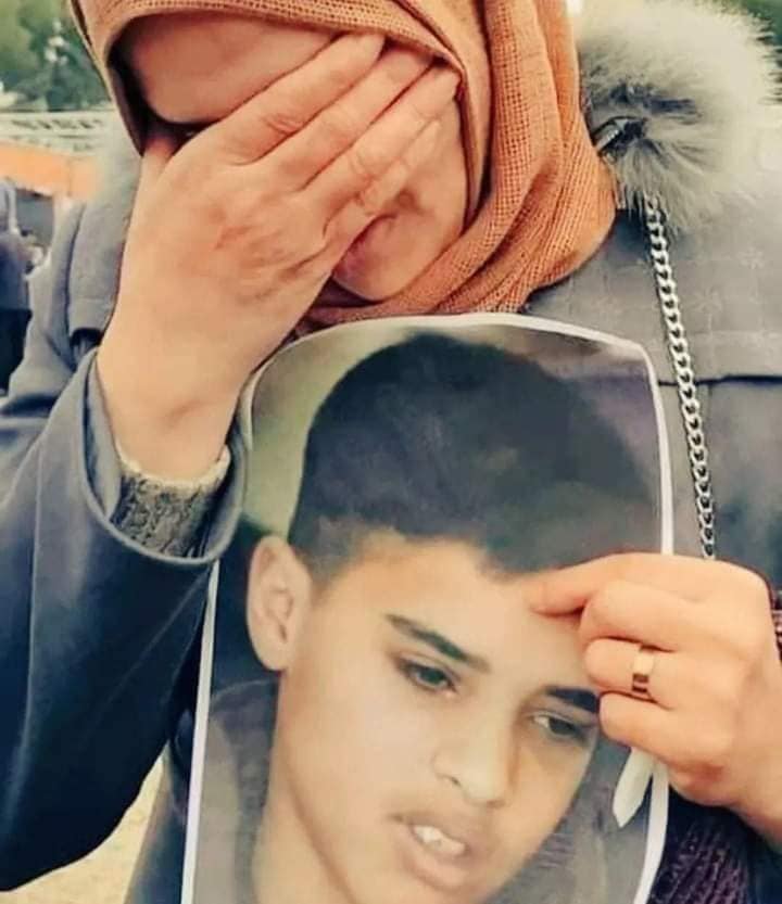 <a href="/Thejourneyend/">Hala Alani</a> Le monde ne bouge pas car Ahmad est une Victime ARABE de PALESTINE,  si Ahmad était européen .....