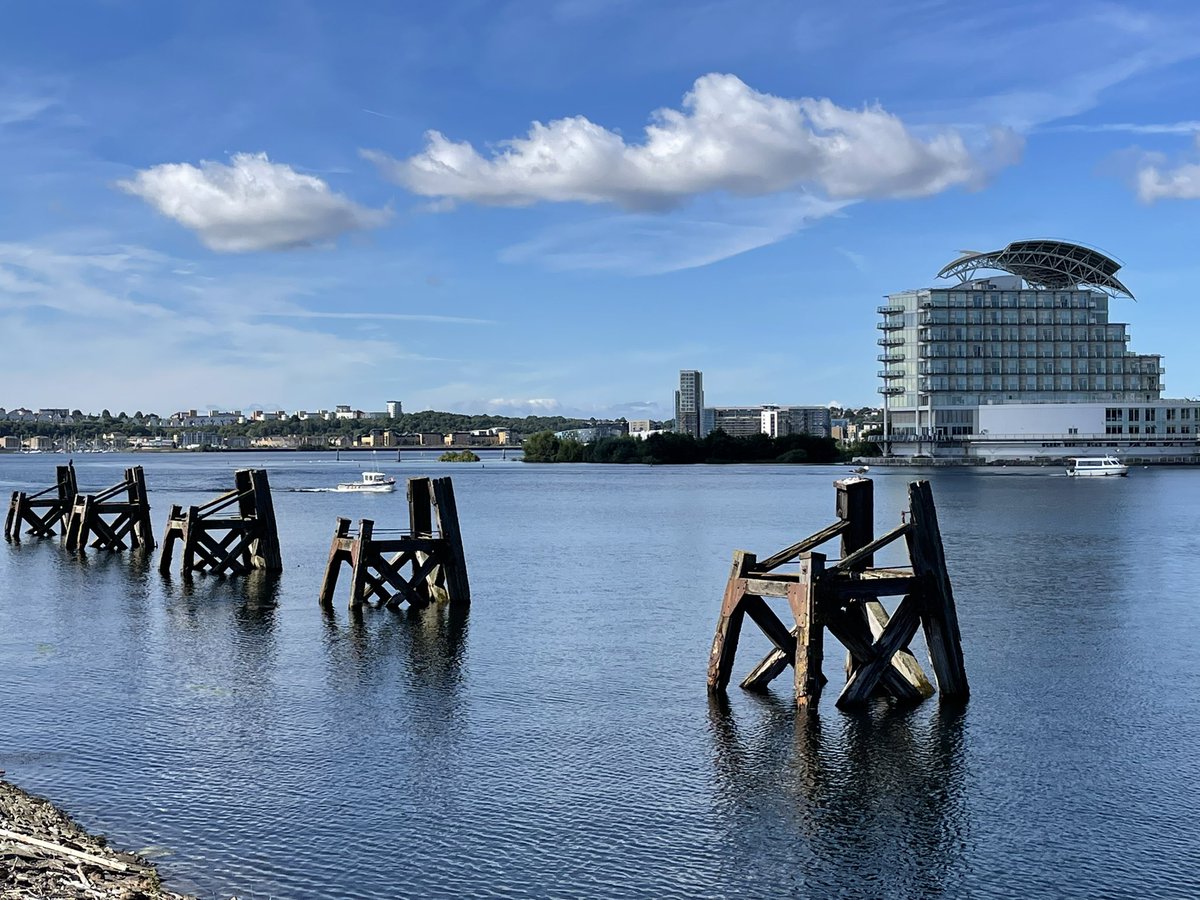 Beautiful morning at #Cardiffbay #photographer #landscapelovers #bay #cardiff #visitsouthwales #photographylovers #photo