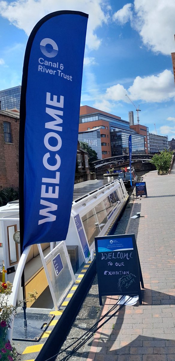 run_taz's tweet photo. Come along to say hi to @CRTWestMidlands 

Visit our #floatingmuseum #narrowboat and take a picture on our giant deck chair for your memories.

@CanalRiverTrust 
#lifesbetterbywater
@CentralBIDBham 
@birminghamcg22 
@UnitedBy2022 
#GamesOn https://t.co/ZTKlTefJdz