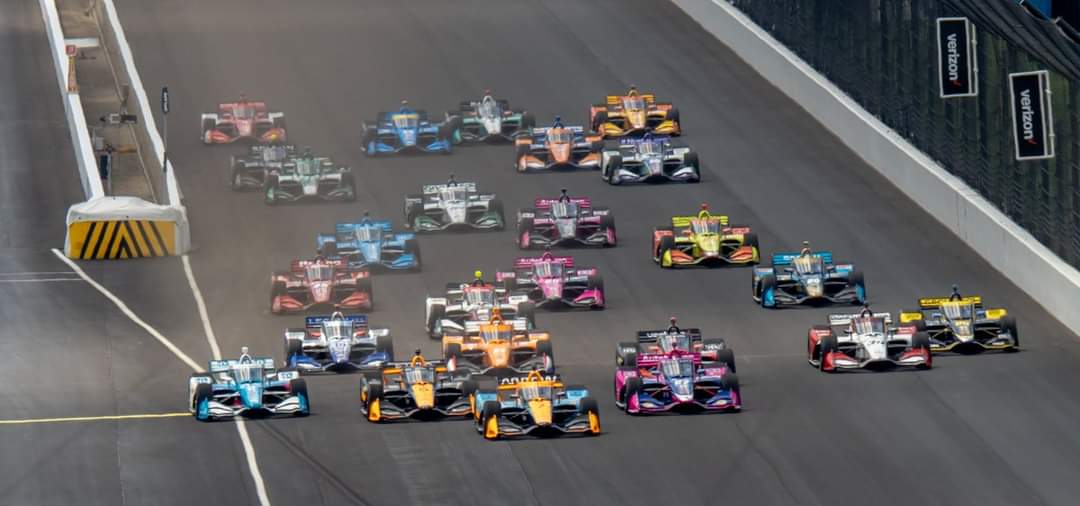 MatGerdenich's tweet photo. @KevinLee23 

Not sure, but this could be why Newgarden was penalized on the Indy road course last weekend.

I took this photo of the start from the NW Vista deck. https://t.co/4WAnrYnwTZ