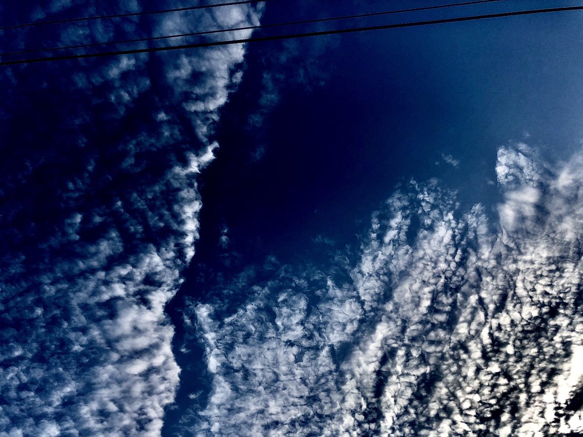 Scoop. Fonte accélérée de la Barrière de Ross, Antarctique (NASA). En un an la glace épaisse de 1500 mètre a quasi disparu.  ( Y Klein, june 2022)