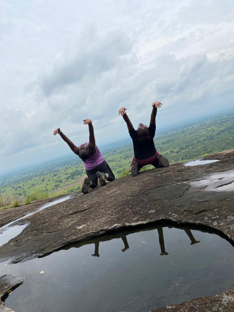 EAgwang's tweet photo. There was lazy-ing on the rocks like a lizard with amazing people🥰❤️.
#slaypatiko
#MiddleIncomeStatus @baldwinkoko 
@MtSlayersUg 
Photos: @EAgwang @mbjorgum https://t.co/INpXg7OxEc