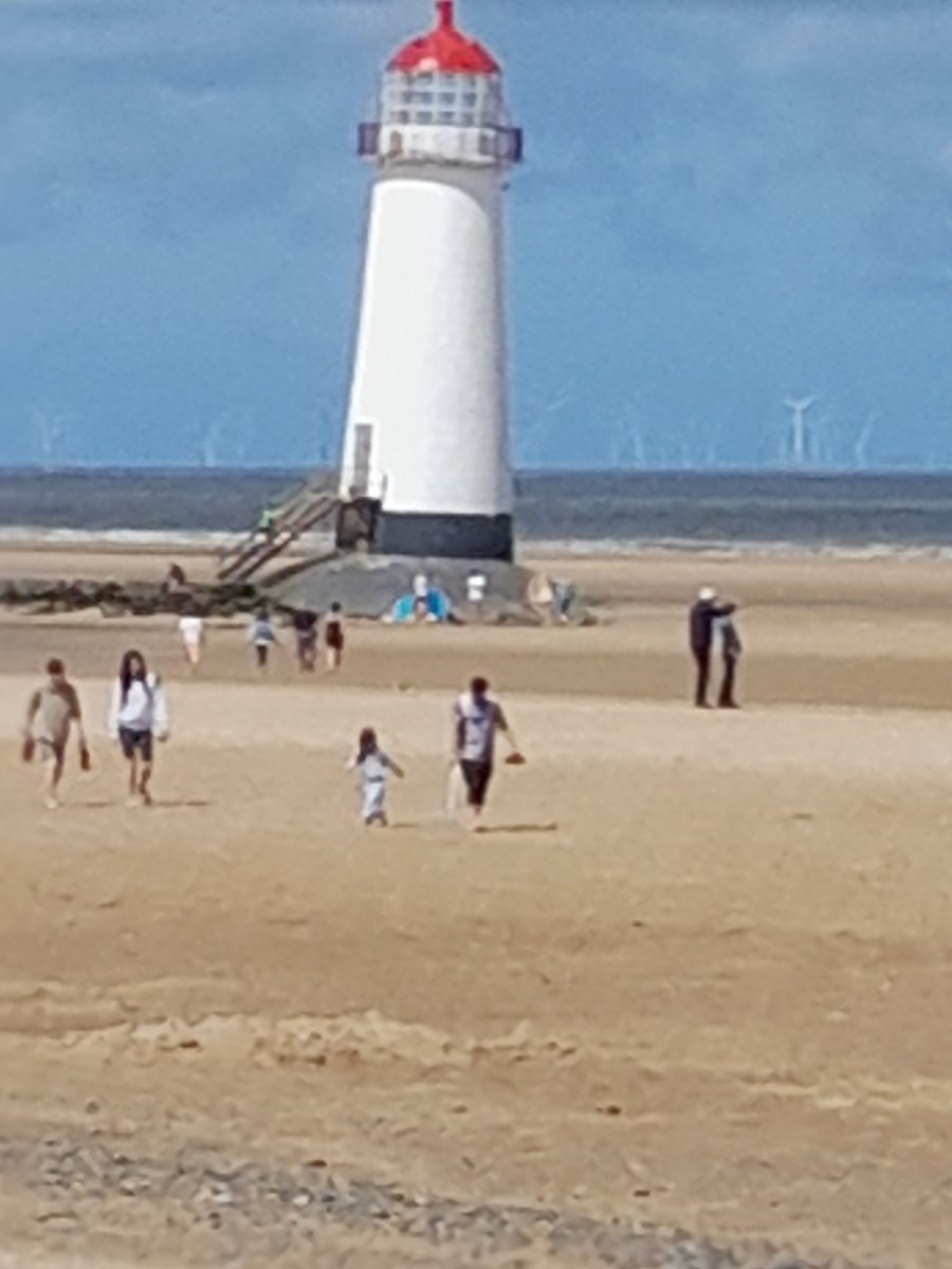 Talacre beach today. Nice weather but a bit windy #summerfun <a href="/RochdaleYouthie/">RochdaleYouthService</a>
