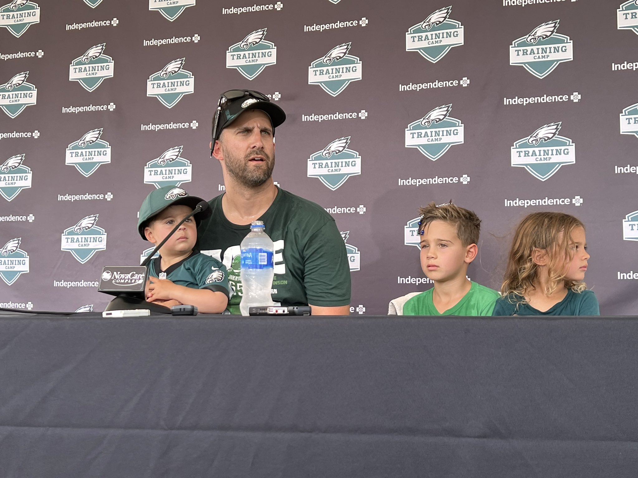 eliot-shorr-parks-on-twitter-nick-sirianni-and-the-family-eagles-https-t-co-j2ueyvfhwt-twitter