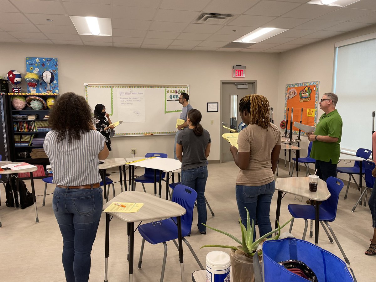 MHaywood_ISMath's tweet photo. Final Days of Summer 2022 and SOL-VII for Secondary Mathematics 🧮…Teacher Leaders, like Greg Stewart, facilitating PDs for Lesson Planning with the new materials 👏🏾!!! @FalconCove @BrowardMath #TFLA #bettertogether #BESTMathStandards https://t.co/2gCNJ5sw0J