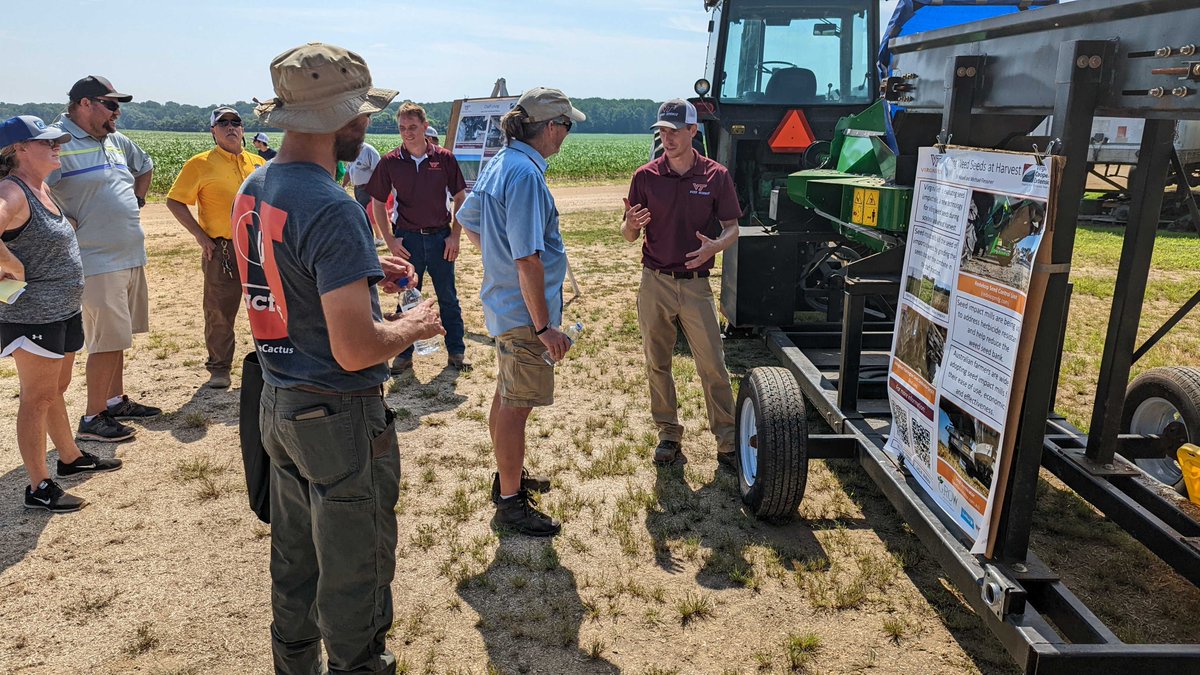 VTCals's tweet photo. #VTCALS, @VACoopExt, &amp; #VirginiaTechCAIA experts are giving demonstrations of cutting-edge agricultural technologies and research at today's Va Ag Expo. https://t.co/dxvFN2YgKC