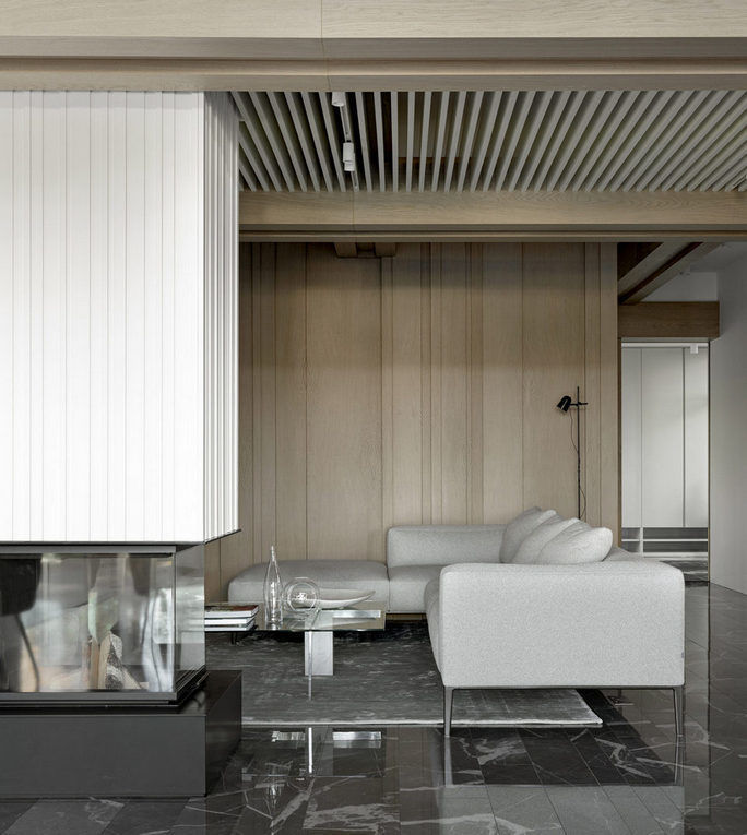 leonidrysev's tweet photo. ВЫСОКОТЕХНОЛОГИЧНЫЙ ДОМ

Дизайнеры бюро Tolko Interiors превратили дом под Санкт-Петербургом в территорию новых технологий и стерильного порядка.
⠀ https://t.co/vFwvkuwfU4