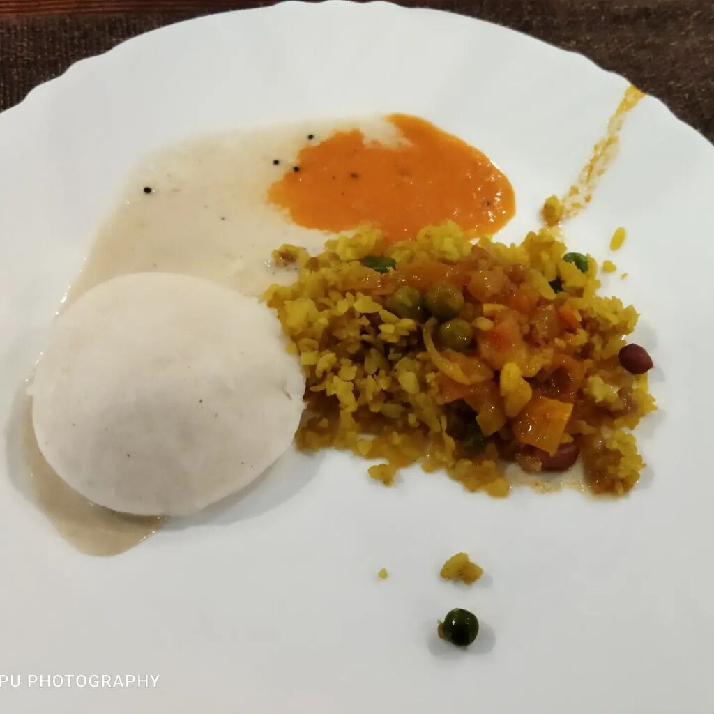 FoodieOdia's tweet photo. Today, before leaving for work just had this.
#foodieodia #OdiaFood #therawtextures #feedfeed #nomnom24x7 #nomnomnom #foodiesofbhubaneswar #bangalorefood #bengalifood #northindianfood #MachhaBesar #chennaifood #mumbaifoodie #instafoodie #foodiesofindia #platinggoals #walkw… https://t.co/5wYkwiqZbW