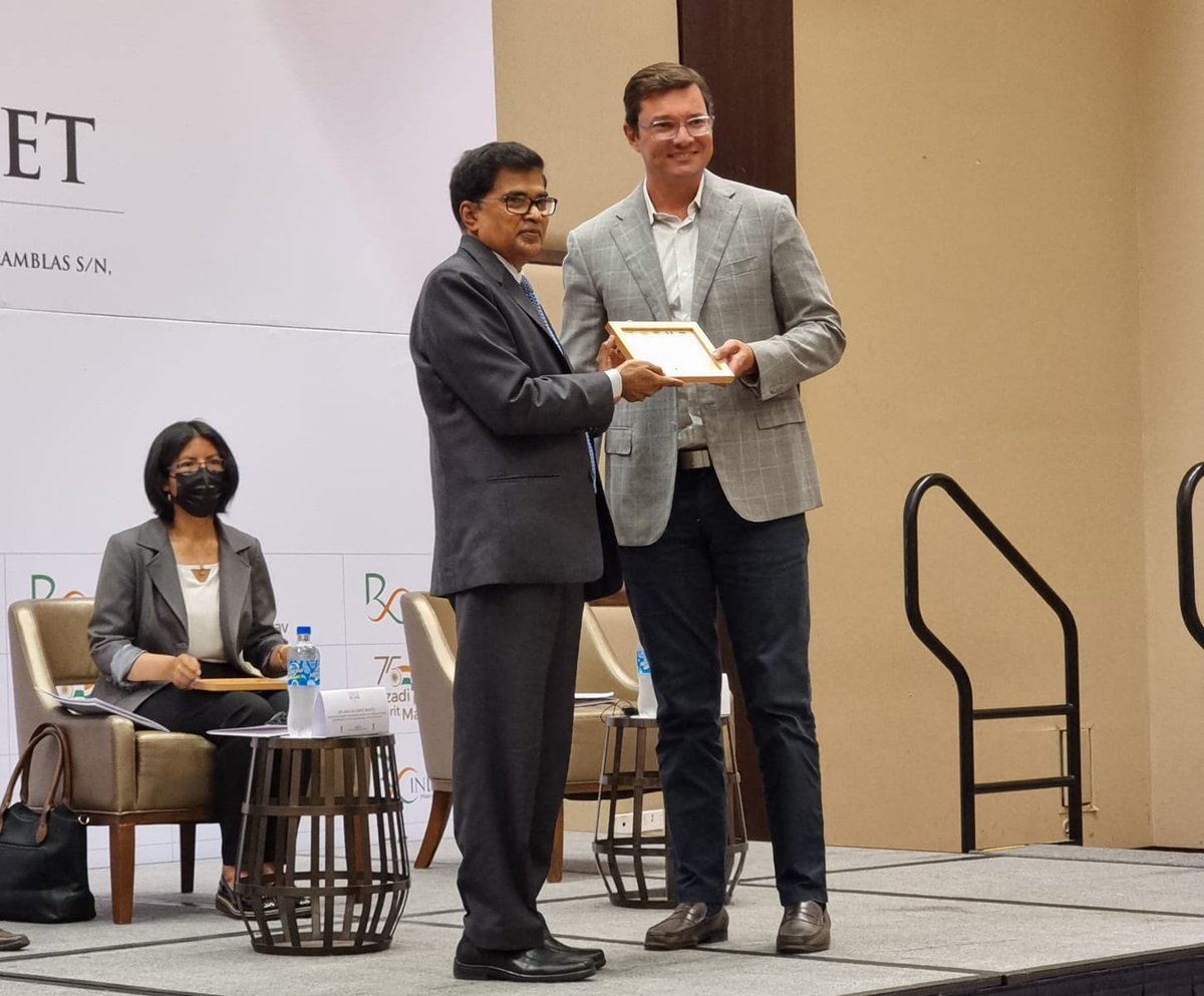 Hoy tuve el grato honor de participar en la apertura de la rueda de negocios entre India y Bolivia, sin duda este tipo de iniciativas fortalecen la reactivación económica de nuestro país, y promueve la internacionalización del sector empresarial. 
#CAINCO