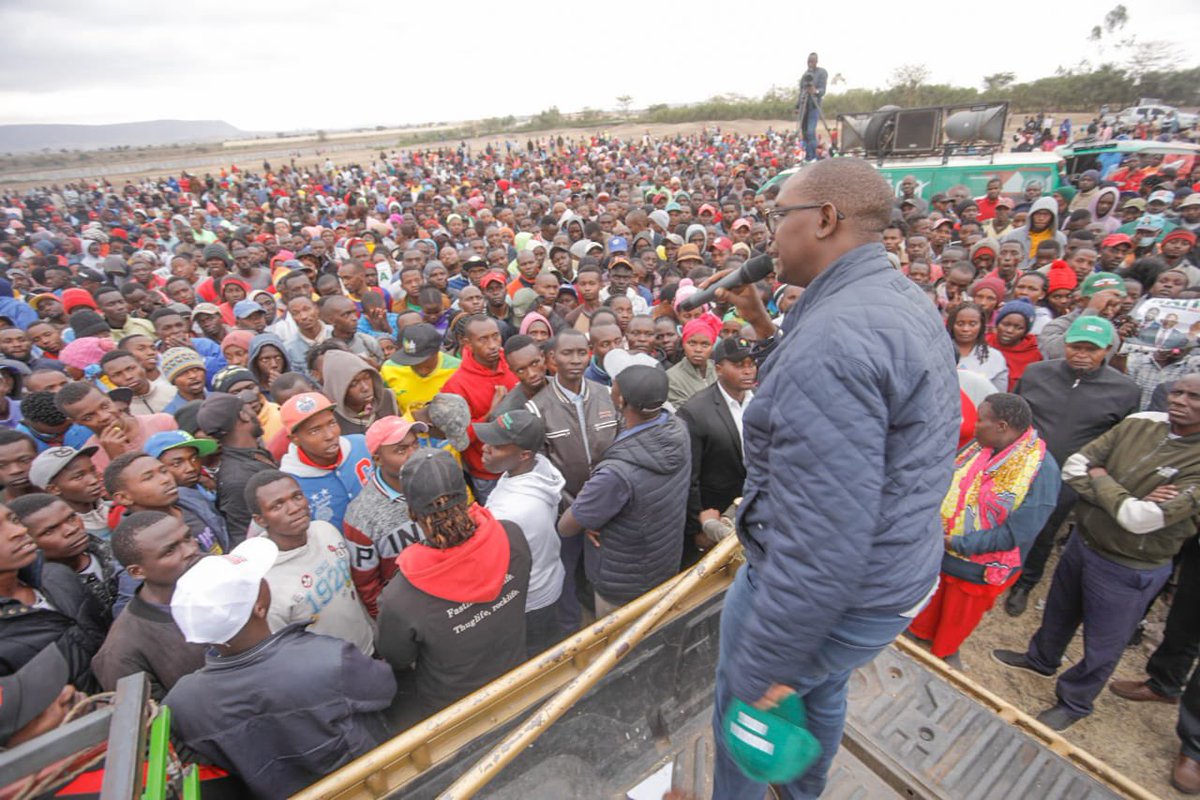 NziokaWaita's tweet photo. Asante sana wakaazi wa Athi River , Machakos isonge mbele na #WaitaNaSuluhu https://t.co/Rh453NMWIc