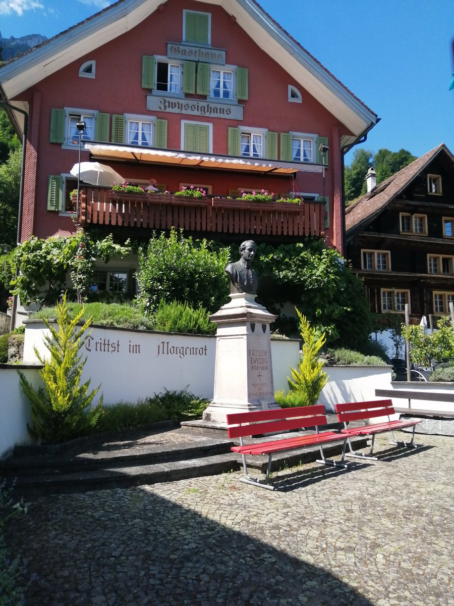 karinstein_'s tweet photo. Woher kommt der Komponist des Schweizerpsalms? 🇨🇭

Aus Bauen im schönen Ürnerland 😻

#Zwyssighaus #Schweizerpsalm https://t.co/c1QKwLtiWW