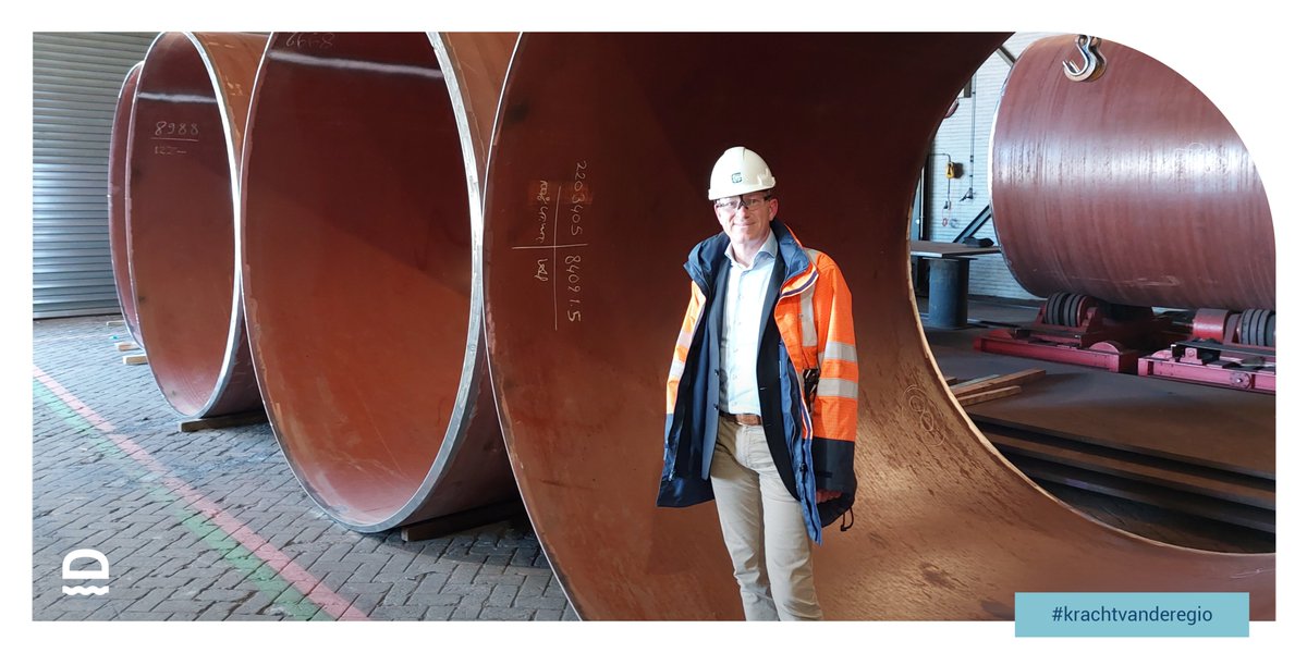 Automatisering van processen en de inzet van robots in de #maakindustrie zijn cruciaal. @VandeGrijp is een bedrijf in <a href="/SmartDeltaDS/">Smart Delta Drechtsteden</a>  dat een inspirator is op dit gebied. Lees hier het artikel van #SMITZH bit.ly/3vHpxns
#smartindustry #robotica #industry40