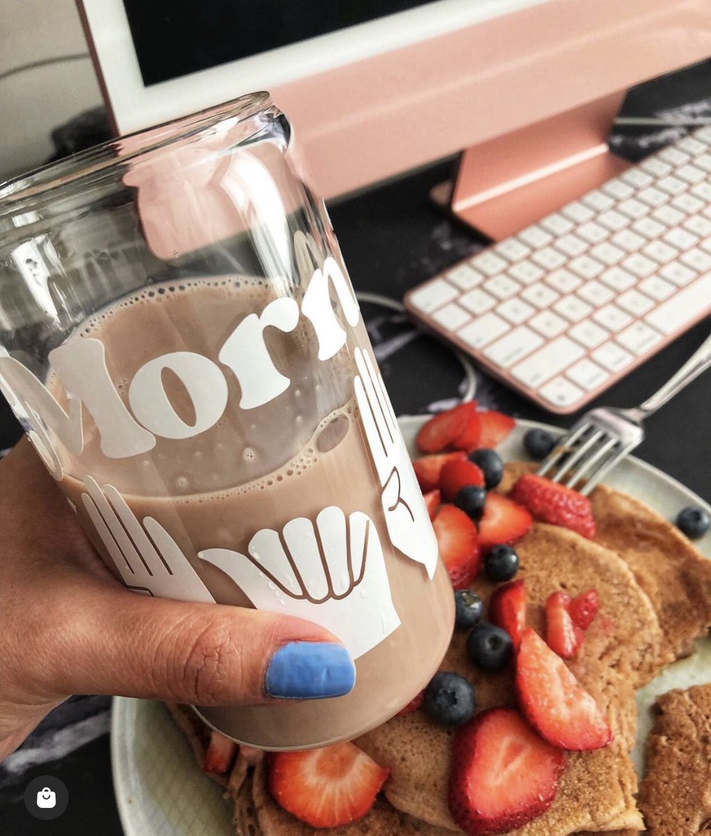 GirlnCreativity's tweet photo. Morning babe!!!! Who want some delicious breakfast?? https://t.co/Z5bdroPl7E