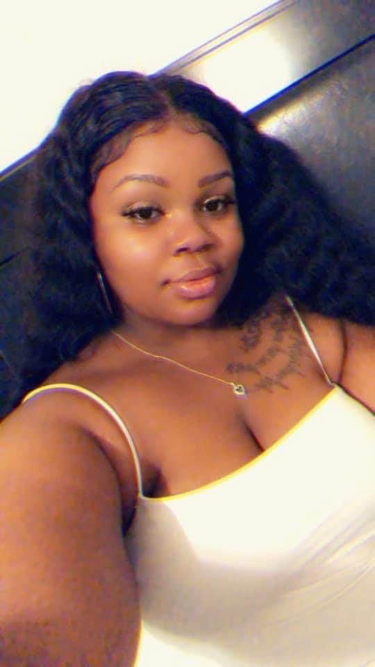 SanaaAdrienne's tweet photo. AFTER 874 DAYS:
THEY ARE CHARING THE COPS WHO
KILLED MY COUSIN
LMPD COUNT YO MF DAYS
#JusticeForBreonnaTaylor #BREEWAYY https://t.co/mL1vjLG9d7
