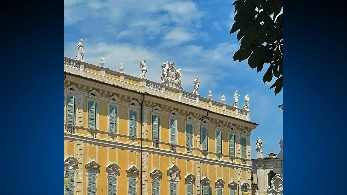 WorkingatDuke's tweet photo. Carol Terry of @LillyLibDuke spent time with family in Mantova, Italy, this summer. 

Share your #DukeTimeOff photos by 12 p.m. Aug. 8 for a chance at grand prizes from @WashingtonDuke and @DukeLemurCenter. https://t.co/y1qaIw6ssC https://t.co/VHR2LveTcn
