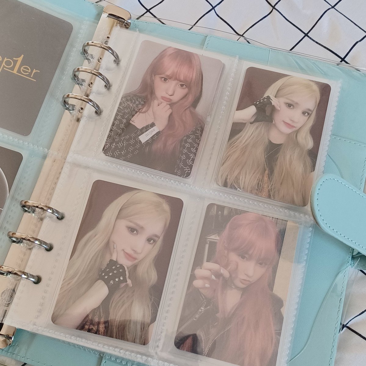 1ztyun_mail's tweet photo. #traded_w_nana || #sel_trades, #sel_feedbacks
˚ ༘♡ ⋆。˚ macaron binder !!
hi @0323cartt ~~ <3 tysm for pushing through with this trade ! my chaehiyyih have a new home ♡__♡ mas maraming sparks pala pag naka a5 macaron HAHSHAHAHA thank you for packing it well ^__^ https://t.co/CTR77HH1gM