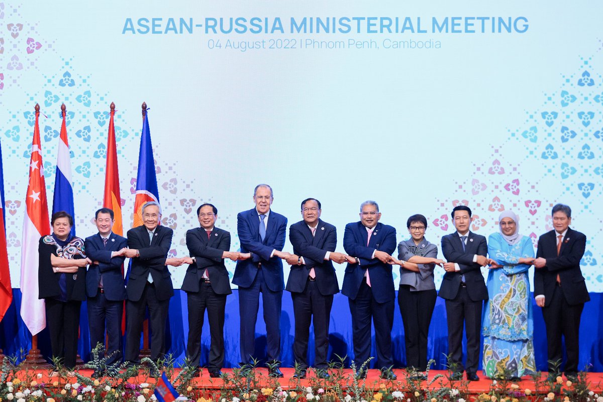 С.В.#Лавров принял участие в Постминистерской конференции Россия-#АСЕАН в г.Пномпень.

#РоссияАСЕАН