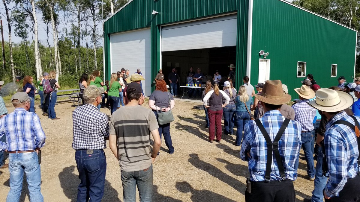 And we're off! Grea weather, great turn out for Saskatchewan Pasture Tour 2022.