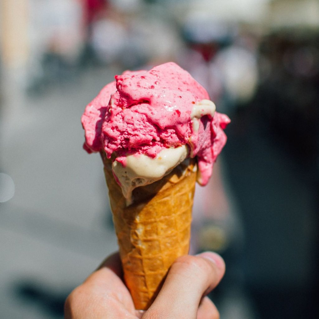 TOwaterfest's tweet photo. Lobster rolls, poutine, beaver tails, snow cones, chili cheese dogs, ahi tuna tacos….
Enjoy all these delicious eats and more at our festival’s #WaterWeekend.
🍤 @Busterstruck
🍫 @BTMobileGTA
🌯 @ult_food_truck
🍦Ice Cream 4U
🥙 @Osmows
➡️ https://t.co/uaKLw0BsPg https://t.co/C7pelYR9LR