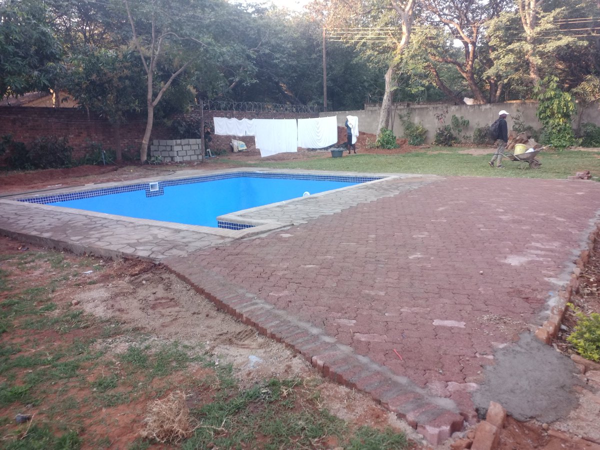 TrymoreKwading1's tweet photo. The new look of Mrs chafota's pool renovated luckmil construction trymorekwa2@gmail.com https://t.co/GqXcIBhYYy