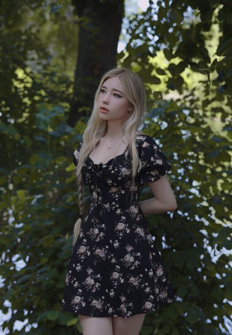 I really want to go on a picnic date in this sundress ? https://t.co/G8QpPCI50P