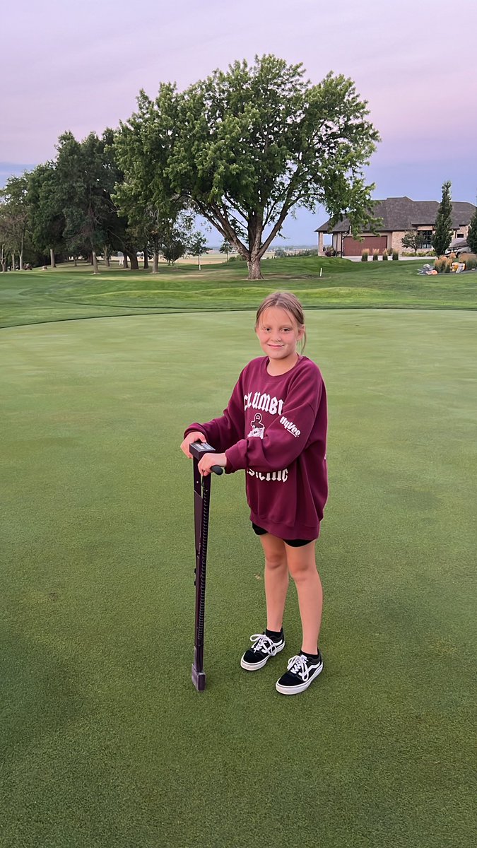 e_bice's tweet photo. Had to bring in some extra help for the practice round of the Cimple Invite today. #famiyfirst https://t.co/I5LwmZHfzb