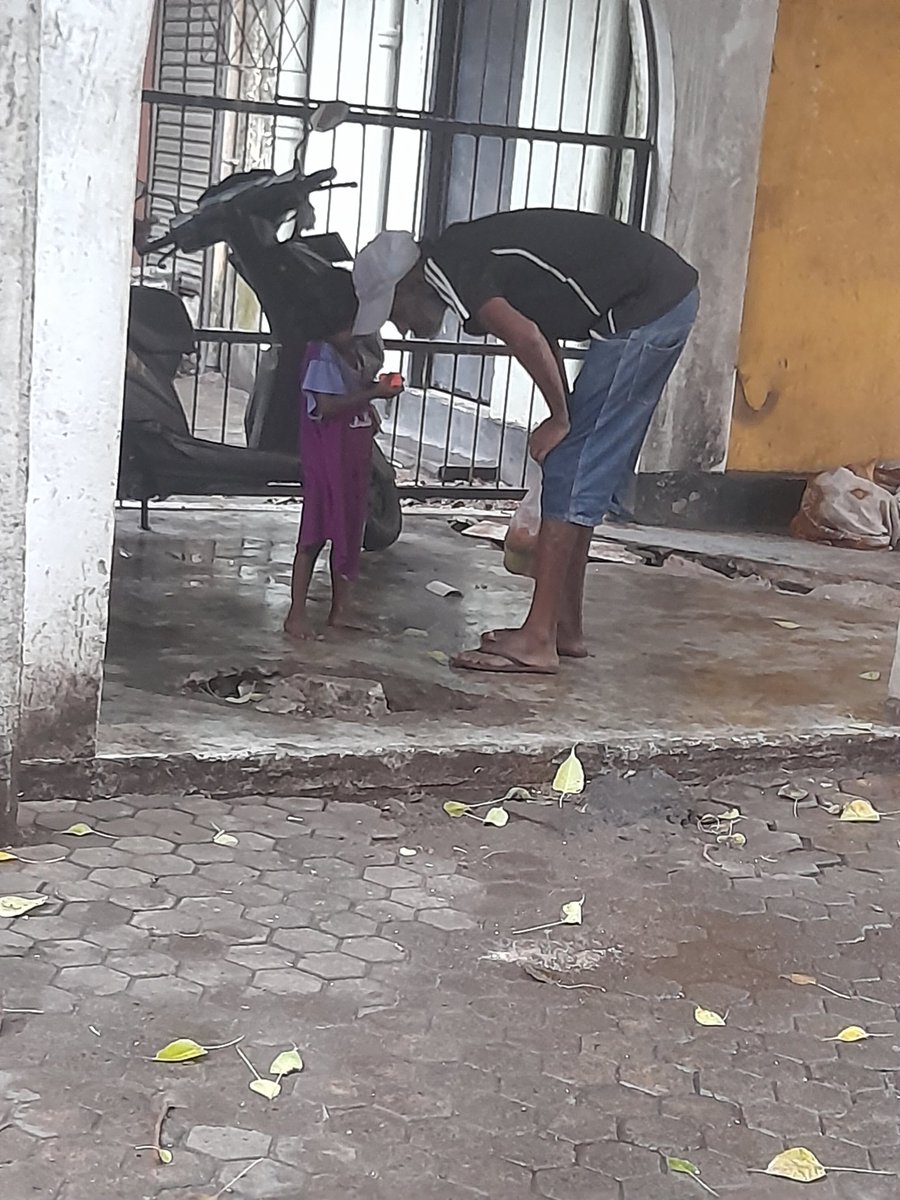 ආර්. බැද්දගේ tweet media