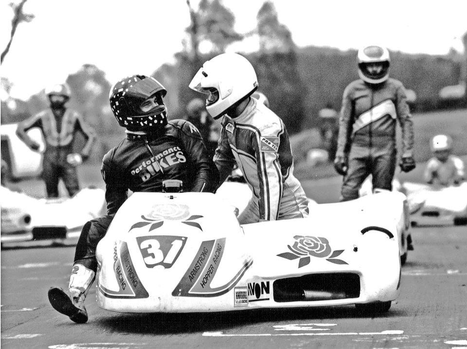 popsyosh34's tweet photo. Mark Forsyth + Rupert Paul 🇬🇧3⃣1⃣🏁 
Hopper F2 Sidecar 
#PerformanceBikes https://t.co/OSvKTw2xSq