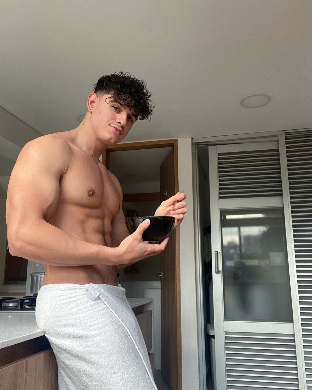 TW Pornstars - 3 pic. 🔥DamnHotBod🔥. Twitter. Towel Thursday DamnHotBod  🔥 MATTHEW SUMMER @MATHEW_SUMER. 11:25 AM - 4 Aug 2022
