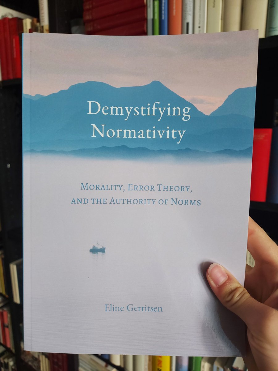 ElineAtSea's tweet photo. My thesis is now a physical object! (And it's pretty!) https://t.co/NdjixZEGvE
