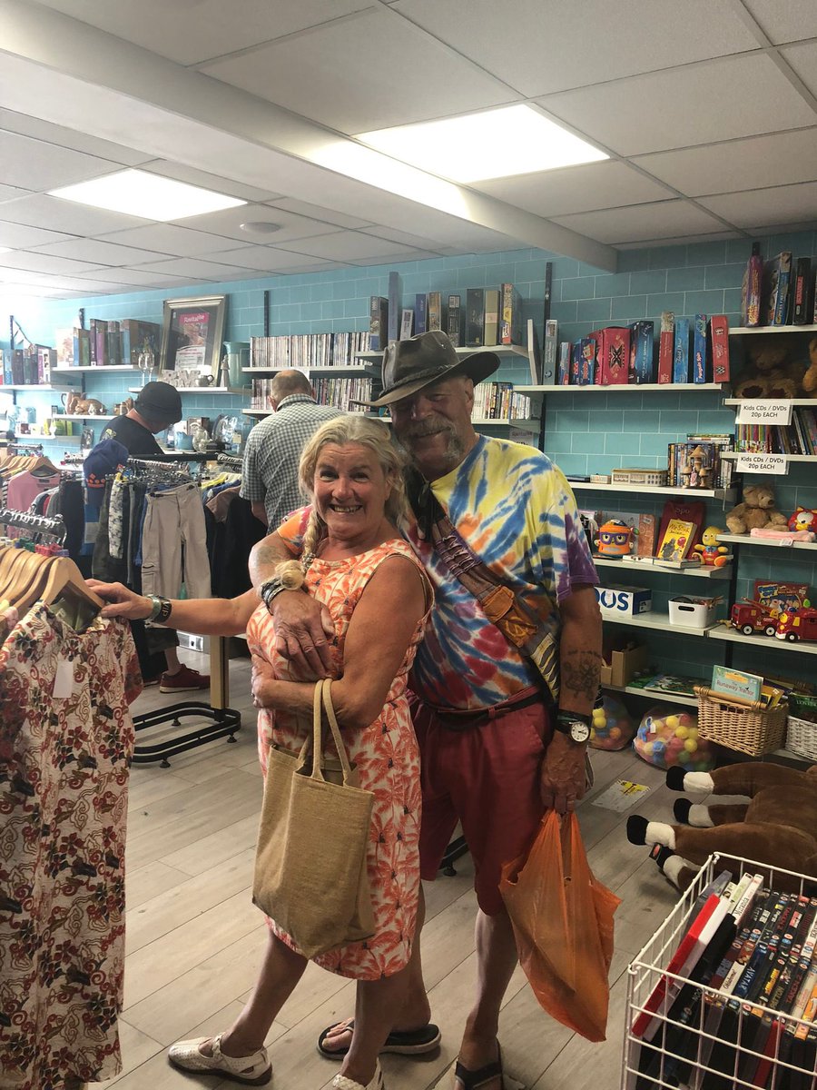 revitaliseshops's tweet photo. Revitalise is festival ready! There’s already a fantastic buzz in Wickham Square  🎶🎶 Alex and her team are looking forward to welcoming you 😀 “It’s more than music, it’s a time for family and friends to get together and to dance like nobody’s watching! #festival #community https://t.co/ws0nL1Ff9J