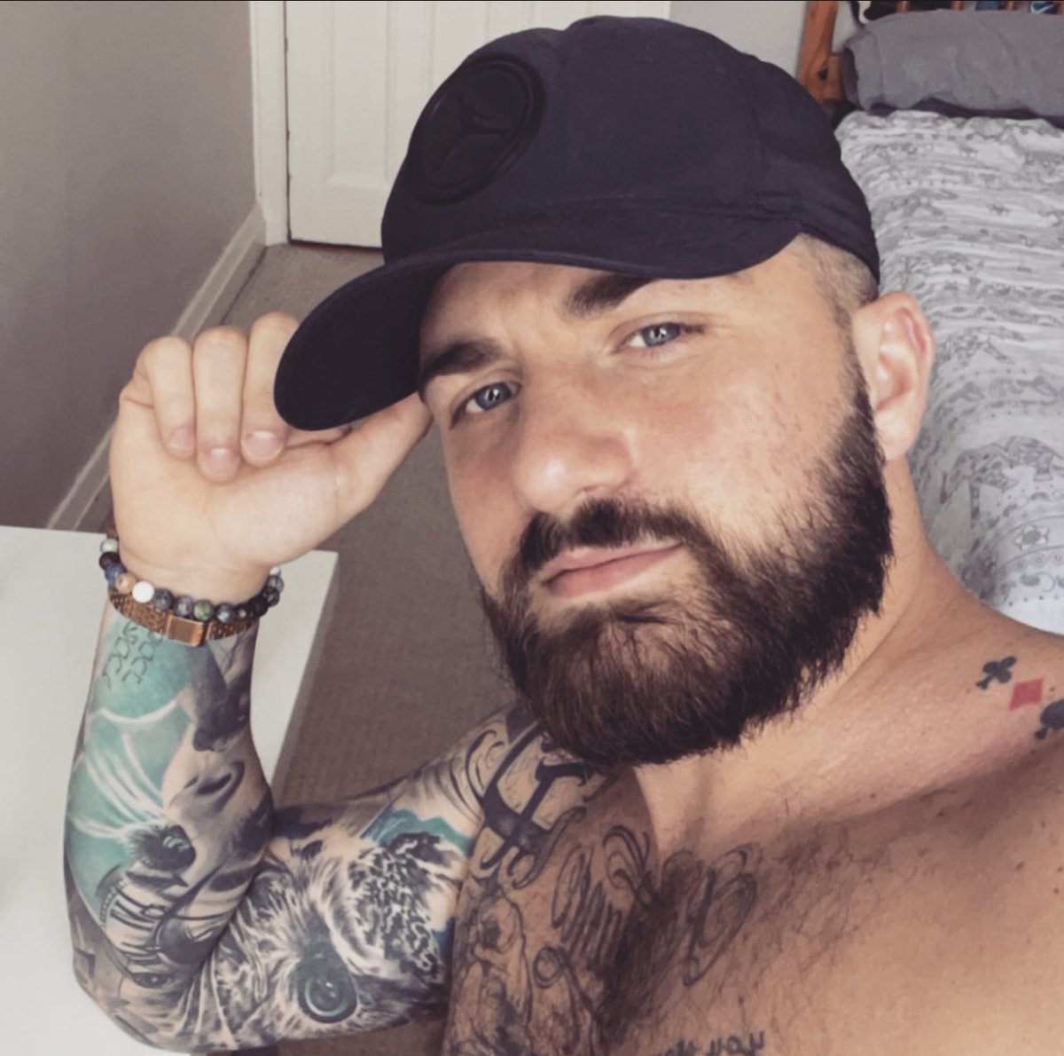 embracebear95's tweet photo. I thought it was Friday 🧸 https://t.co/Fv2bUIwymb