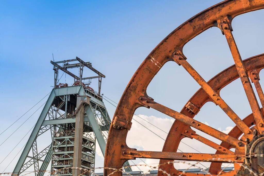 kschoemaker's tweet image. Orange. #miningphotography
#industrialphotography
#documentaryphotography
#lensculture
#southafrica
#industrialplaces
#fotografie
#NikonSA instagr.am/p/Cg1dEELDwCv/