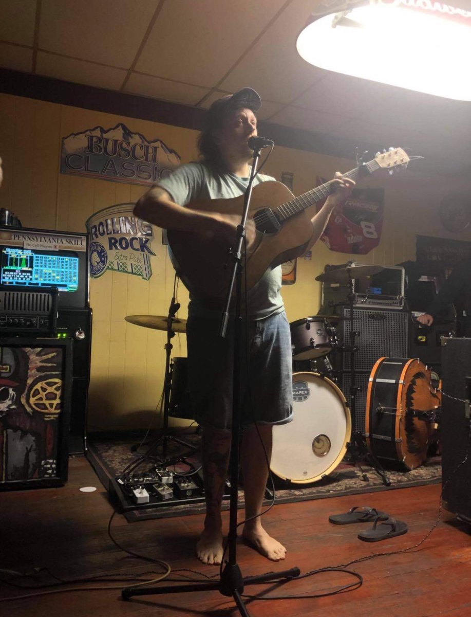 timymengle's tweet image. If the hardcore band's guitarist looks like this you're about to wonder why he isn't wearing shoes? why is a folk act playing this hardcore show? why won't he tune his guitar?