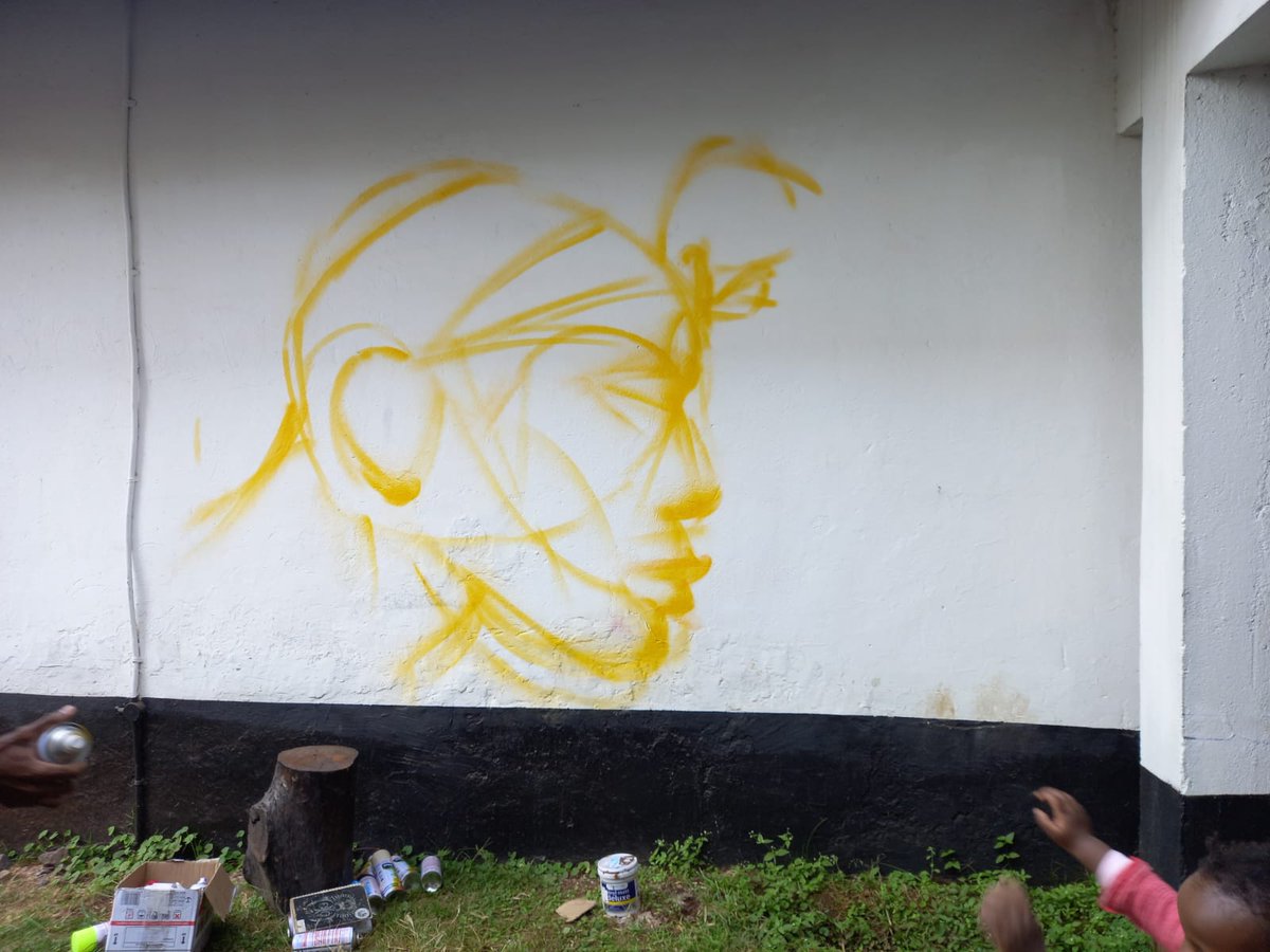 nativenairobi's tweet image. Became ghost lines on a cold day, #sketchprocess #graffiti