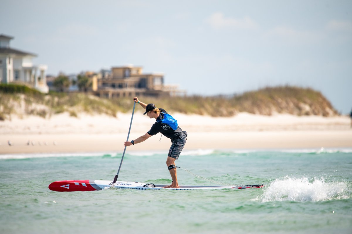 sic_maui's tweet photo. βIf everything seems under control, you're not going fast enough.β βMario Andretti
#sicmaui #boundbywater #sicsuplife #paddleboarding #sup #sicview #water
RS: https://t.co/rfacSKX9S2
Featuring SIC Maui Youth Development Athlete @campbell_carter_
πΈ: @lauraglantz.photodesign https://t.co/PqdeO0bL8w