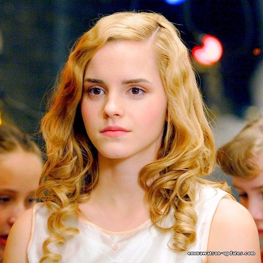 Total 96+ imagen ballet shoes cast Abzlocal.mx