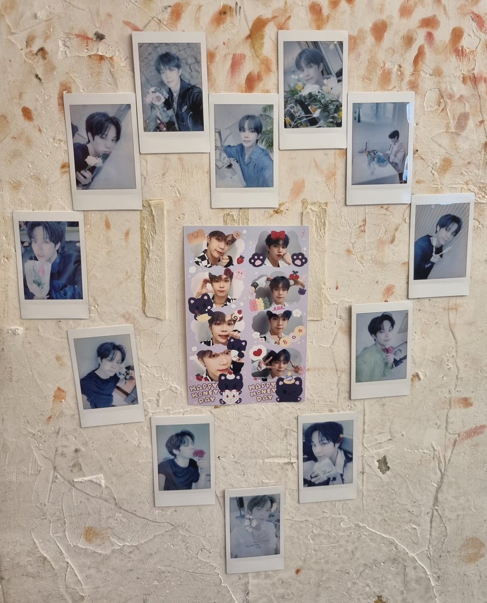 gyennang's tweet photo. 프레임 올라왔을때부터 너무 기대됐는데 역시나 계이쁨😻😻

이정도면 홍대네컷에서 알아서 기본 프레임으로 추가 시켜야된다고 생각합니다😚

#동헌이의_네쨜인생 https://t.co/NNr0nFGu9e