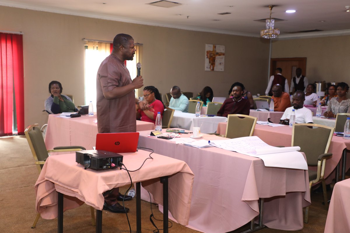 aneejnigeria's tweet photo. #ANEEJSCALEProject Ongoing in Port Harcourt: @aneejnigeria, an anchor leading the anti-corruption Cluster of @NigeriaScale project, organises a two-day Capacity Building Workshop for host community groups on the Use of UNCAC Coalition Guide for CSO and Private Sector. @Ugolor https://t.co/GS0QtGkErP