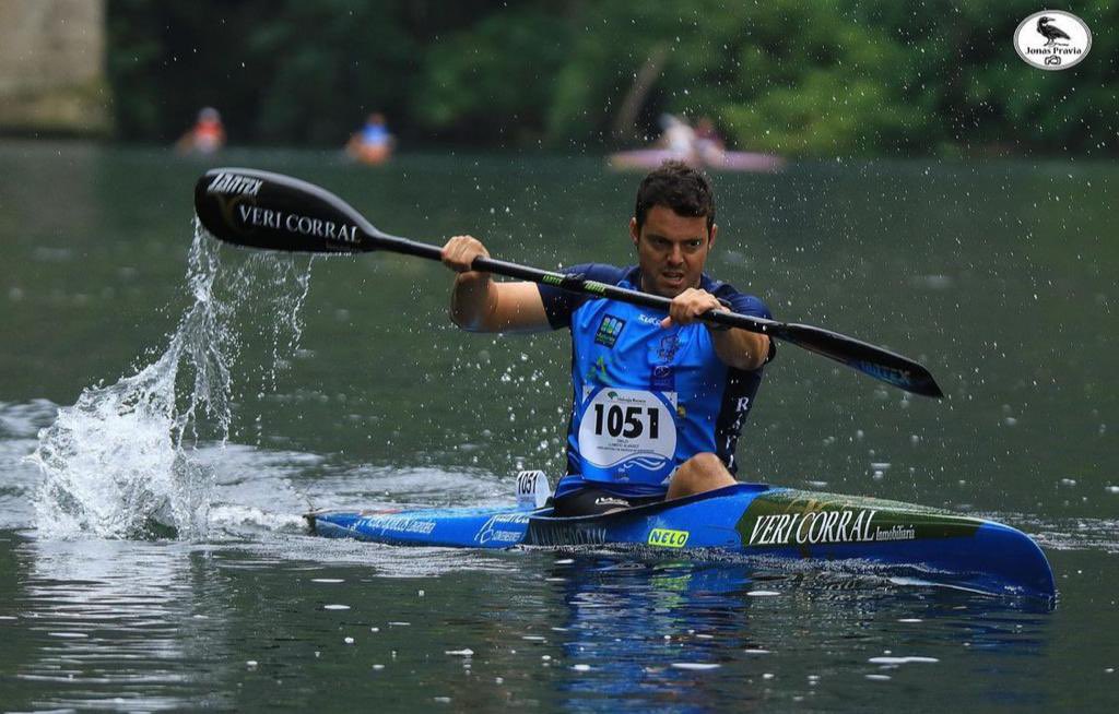 Empezó el show
Terceru hoy pa ir empezando 
Mejor de lo esperado 
El sábado más y mejor 
<a href="/VeriCorral/">Veri Corral</a> 
<a href="/nelokayaks/">Nelo</a> 
<a href="/Nelospain/">Nelo España</a>
