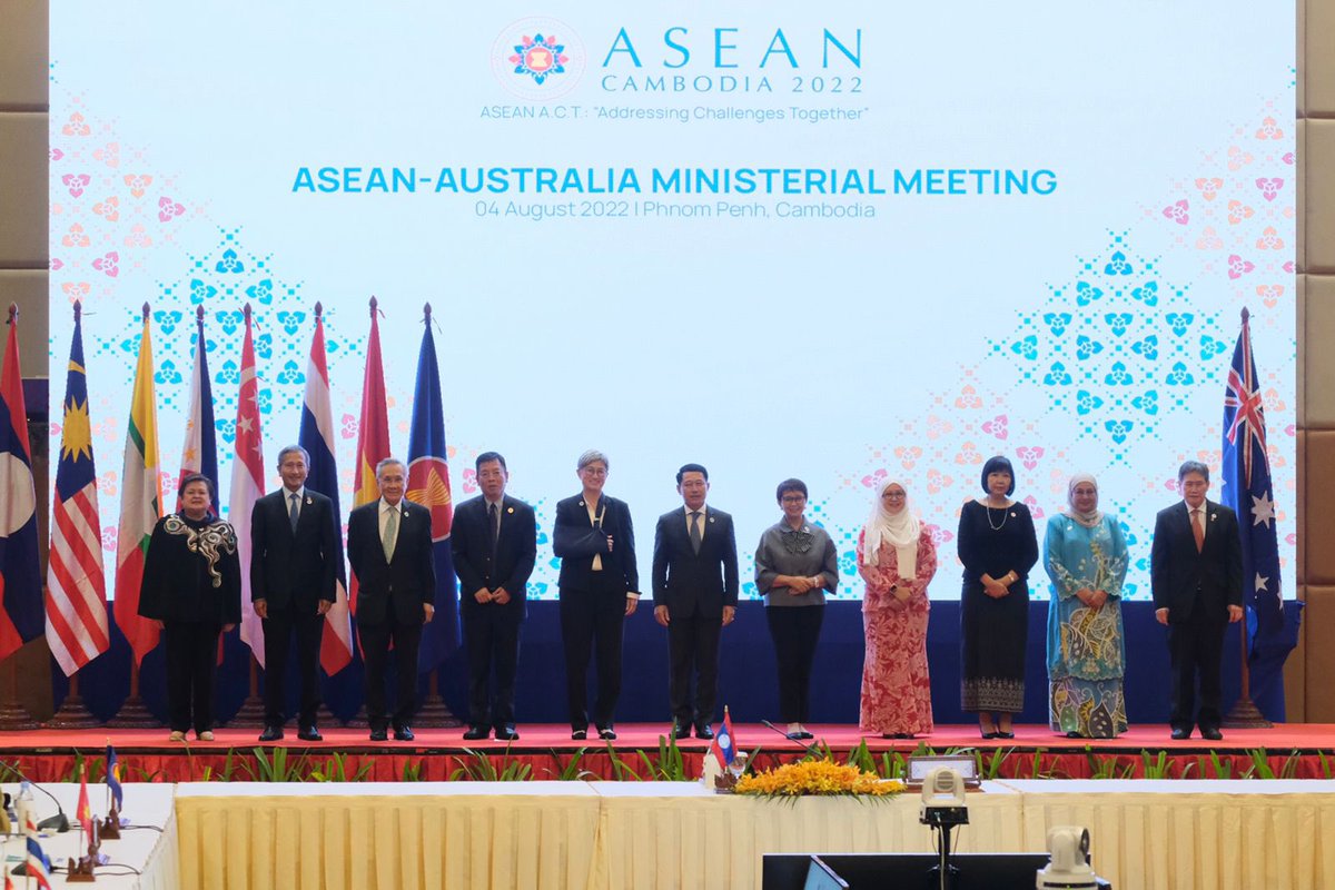 Menlu_RI's tweet photo. Welcomed FM Penny Wong @SenatorWong to the ASEAN family during this afternoons ASEAN-Australia 🇦🇺Ministerial Meeting (04/08) https://t.co/Vz02ASkj64