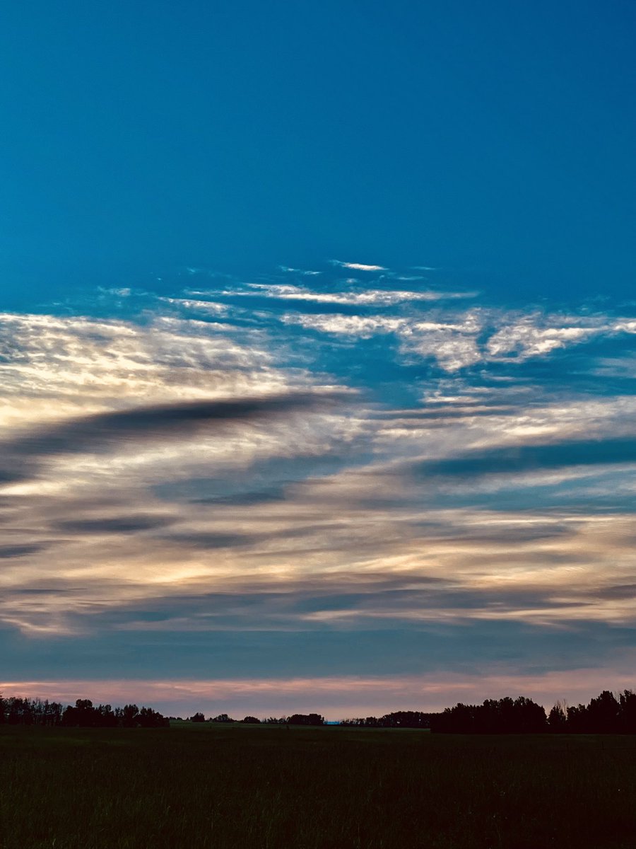 RobLaird7's tweet photo. The Ridge is Big Sky Country😊 https://t.co/qNjjf1c1Sd