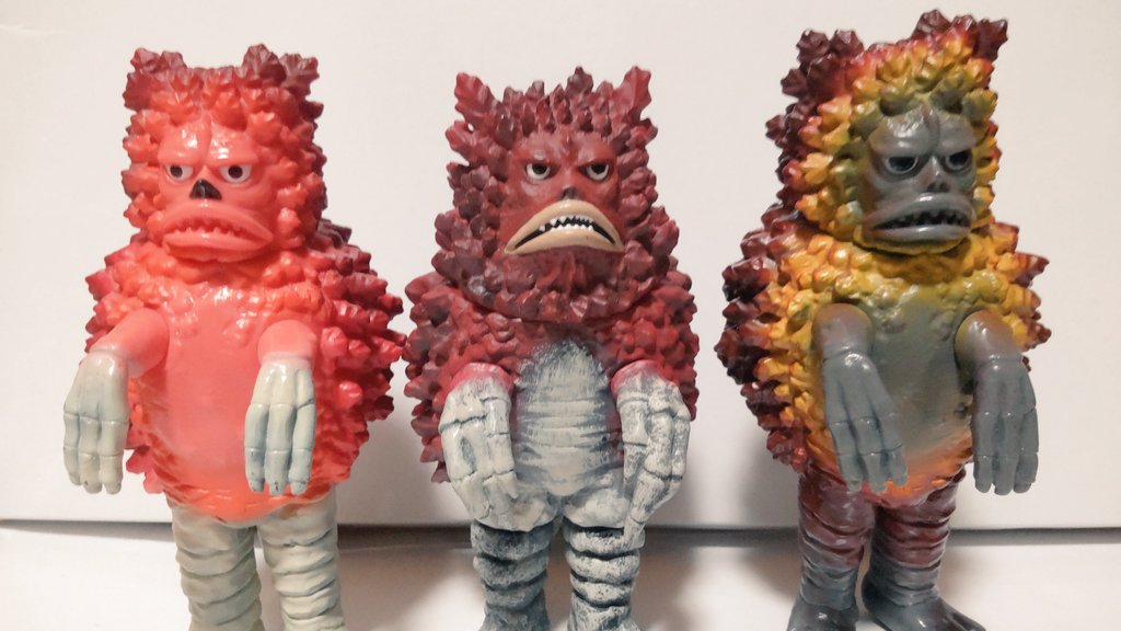 ガラモン と #ピグモン の違いについて話をする時、私は「首が長い方が