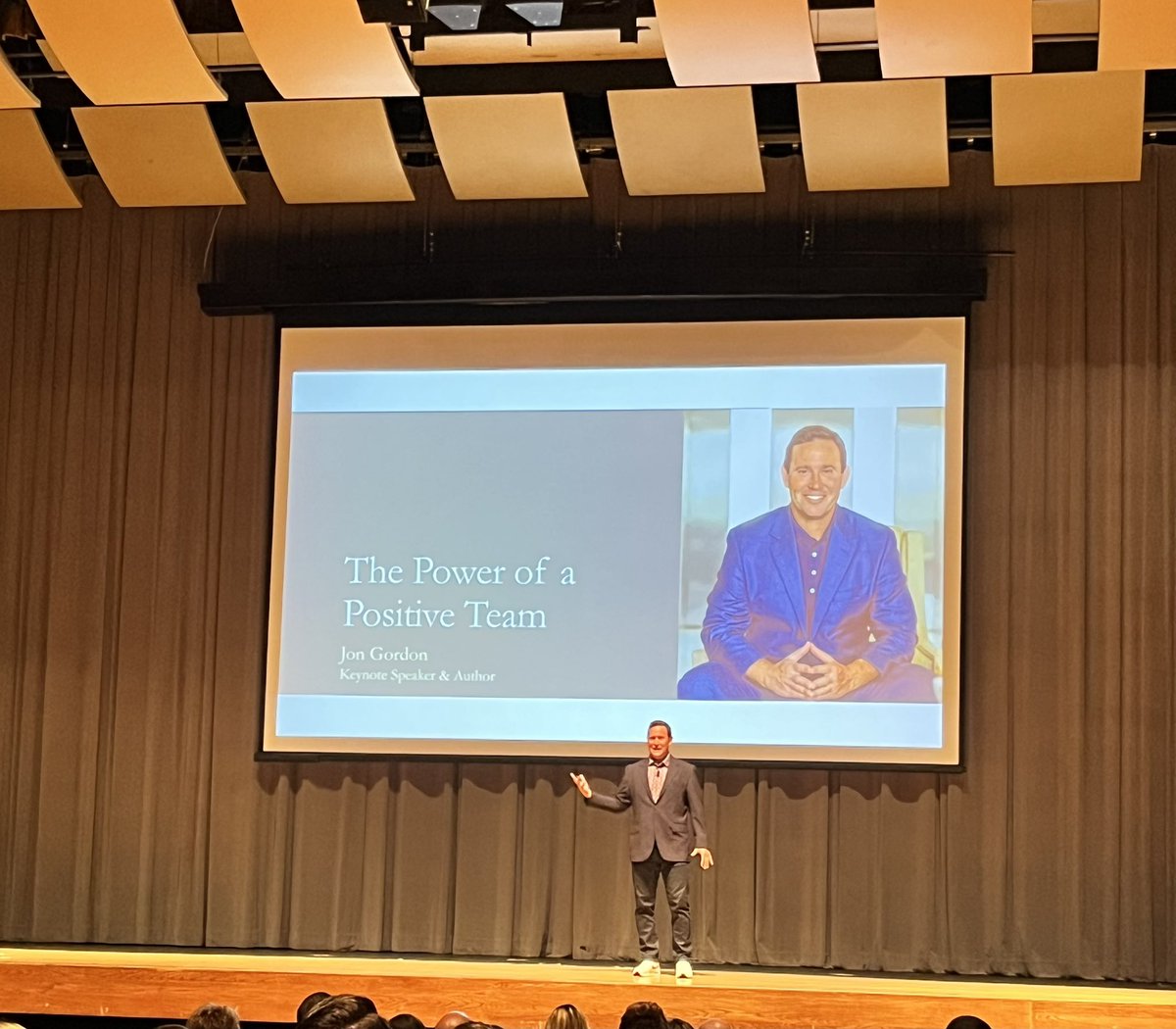 _Mike__Kelly's tweet photo. Enjoying the keynote, The Power of a Positive Team, from @JonGordon11 at the Berks County Administrators Conference. #CultureEd https://t.co/3HZXPTZAvS