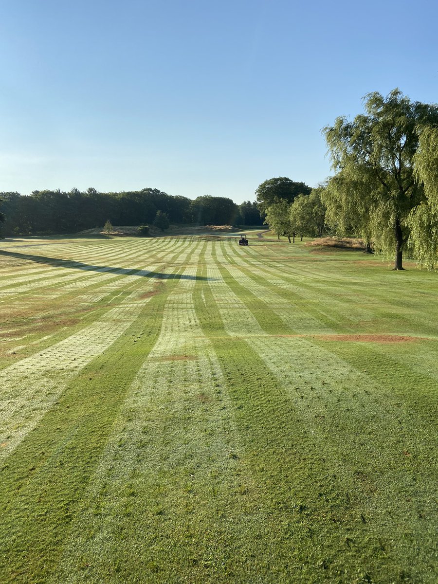supercncc's tweet image. Soil spray on greens with @HarrellsLLC Earthmax, Sea Weed Extract, Root Enhancer, Hydro 90, @BayerGolf Banol. Spiking fairways on front 9